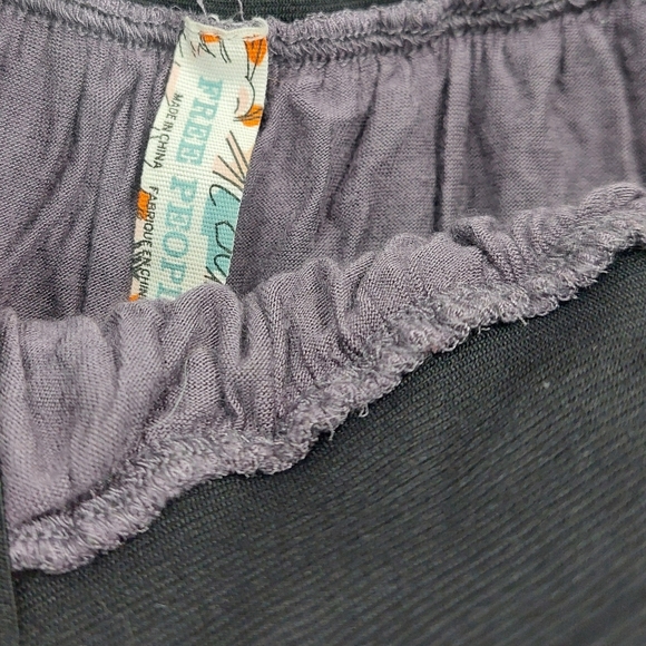 Free People Mini Skirt Sz S Flow Design Silver - Picture 2 of 2